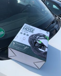 Wenn man sich einmal etwas in den Kopf setzt. Dann hat man Spaß. Unser alter Wasserschlauch hat die letzten Winter nicht wirklich gut überstanden. Wenn man es genau nimmt war es gar nicht mal der Schlauch, sondern die Düse die undicht geworden ist. Der Gedanke an einen Ersatz war schon zu Hause gereift. Doch irgendwie dann doch noch nicht in die Tat umgesetzt worden....

https://www.vollmersweb.de/2025/auf-der-suche-nach-dem-flexischlauch/